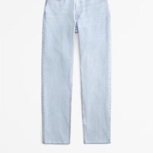 Abercrombie & Fitch Light Wash High Rise Curve Love Mom Jeans